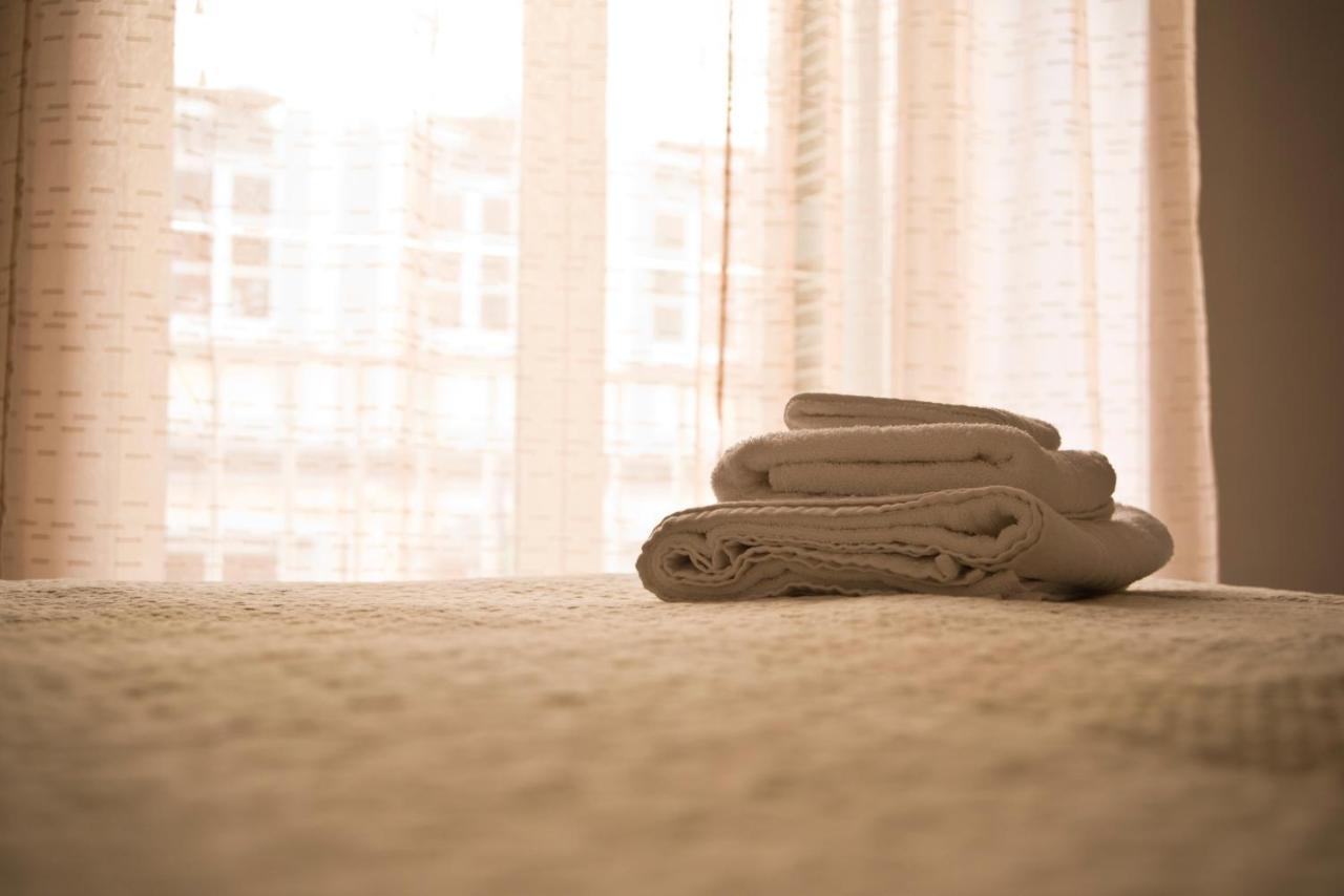 Apartment Dreaming *