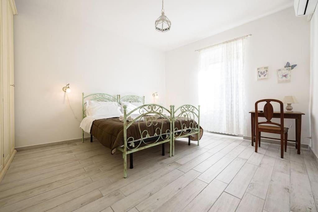 A Due Passi Da Toledo Apartment