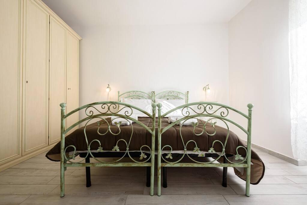 A Due Passi Da Toledo Apartment