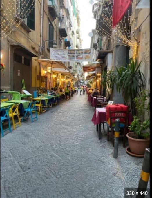 A Due Passi Da Toledo * Naples