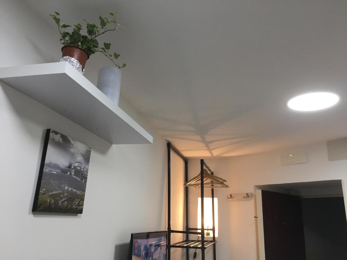 Bed & Breakfast Central Nest *