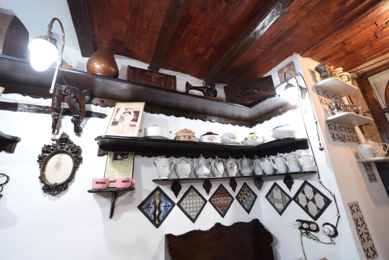 La Casa Dei Custodi Del Duca Ruffo Di Bagnara * Naples