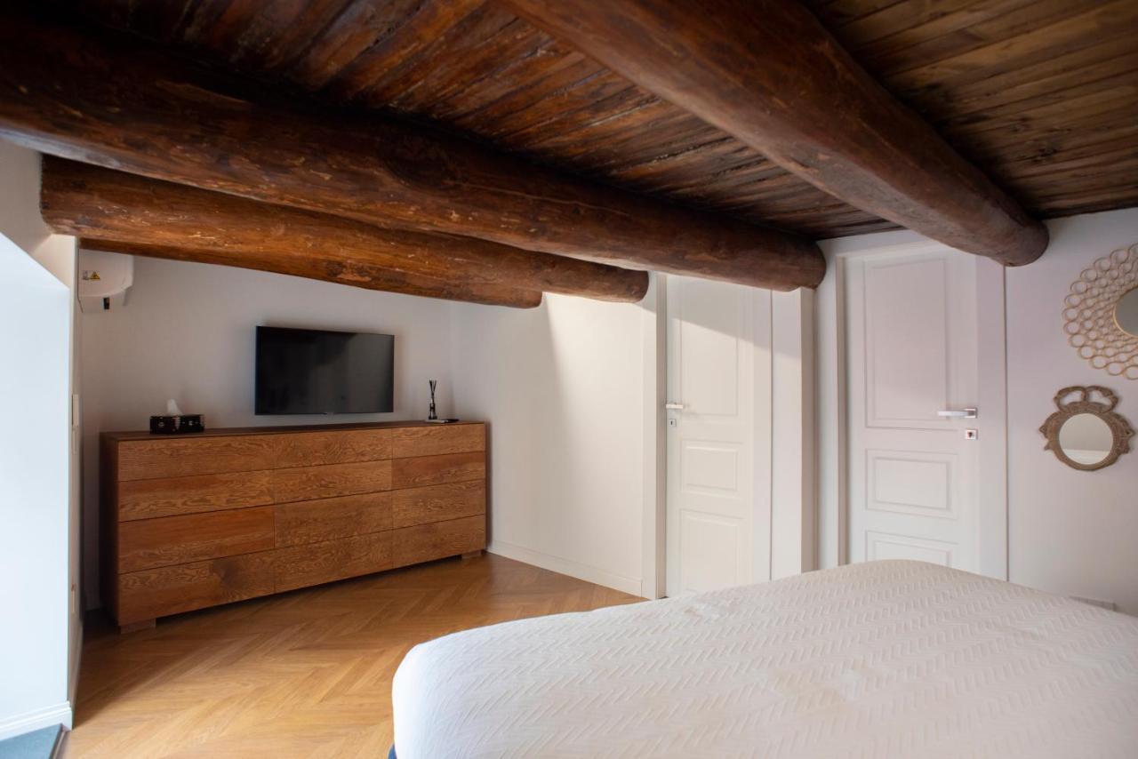 Dimora Scura Apartment