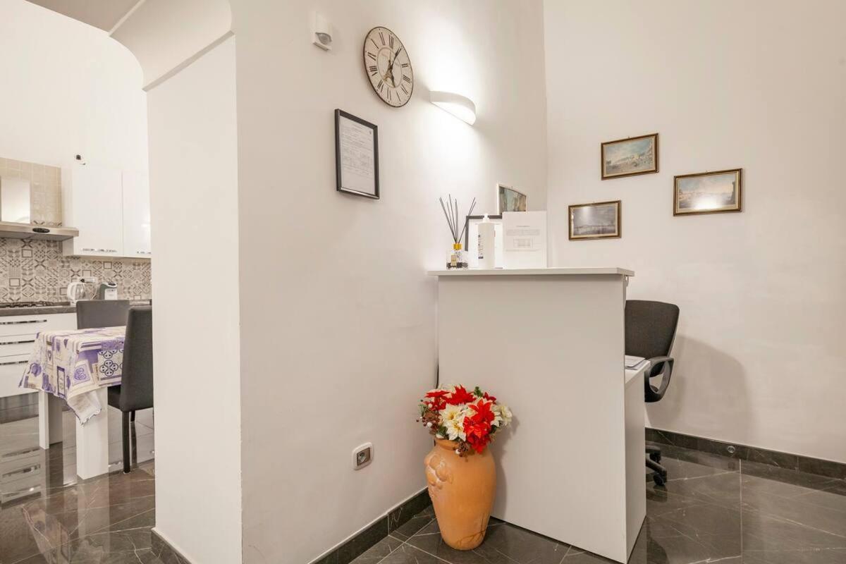 Palazzo Majorana Bed & Breakfast Naples
