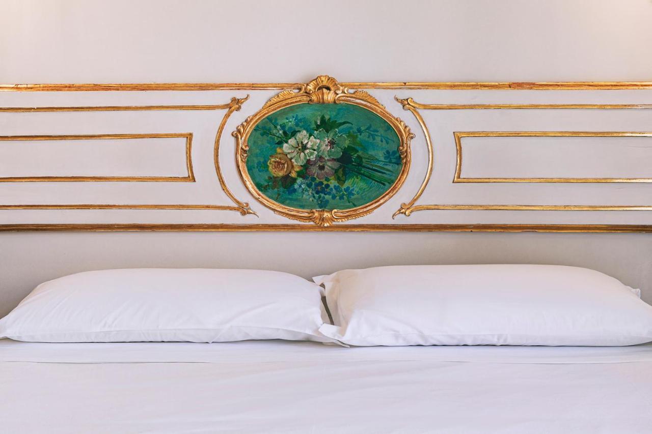 Guest house La Smorfia Naples