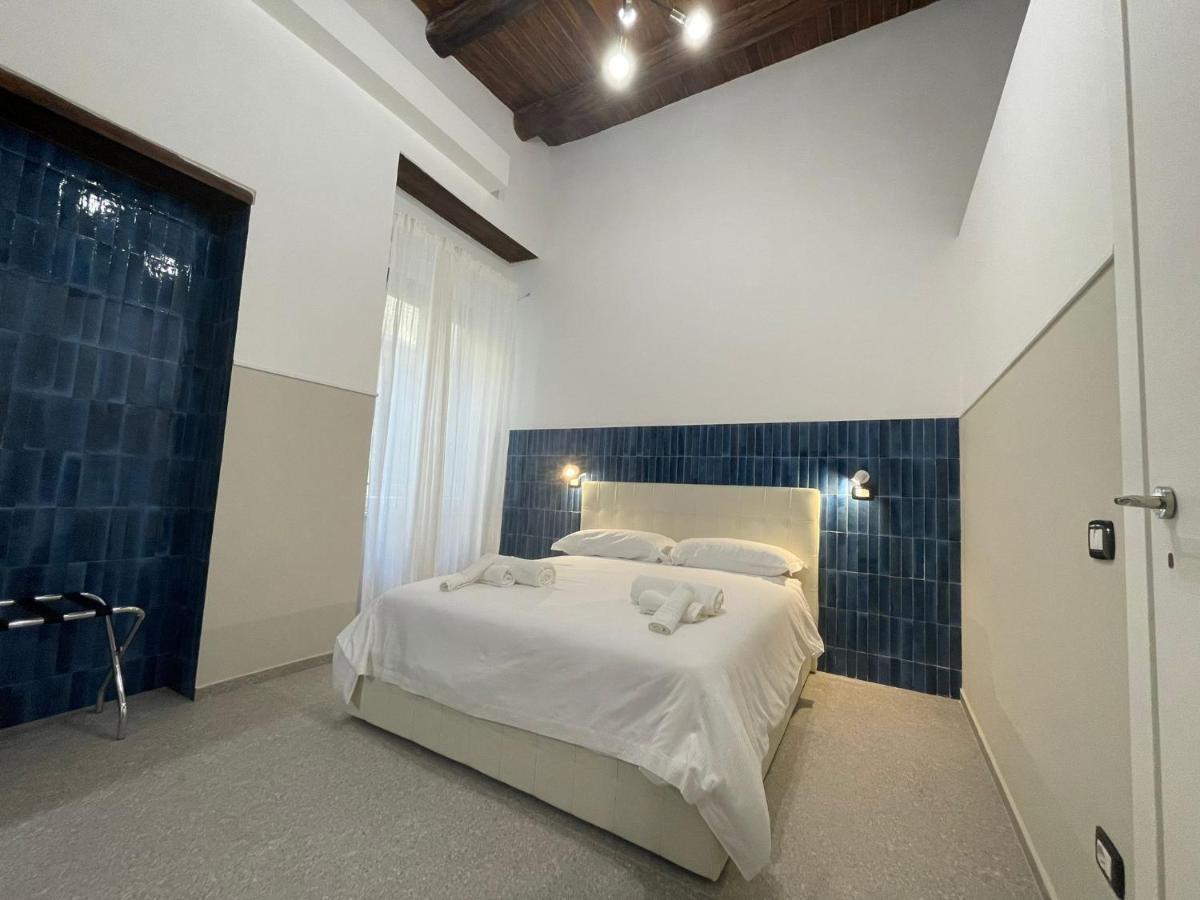 Bed & Breakfast La Del Centro Storico Naples