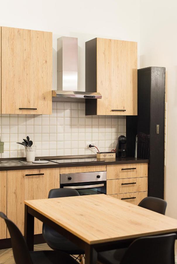 Madaleni Plebiscito Apartment