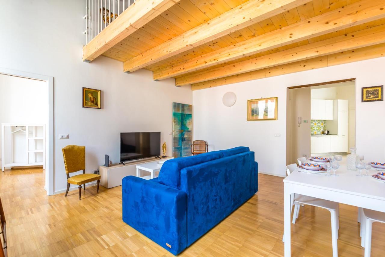 Nova Stylish House In Center By Napoliapartments Apartment