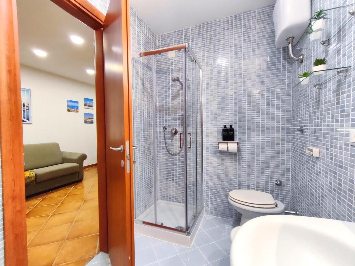 Apartment Chiaia House Vetriera