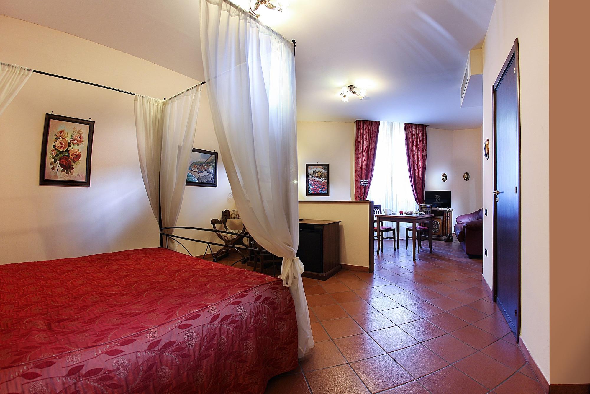 Grand Capodimonte Hotel