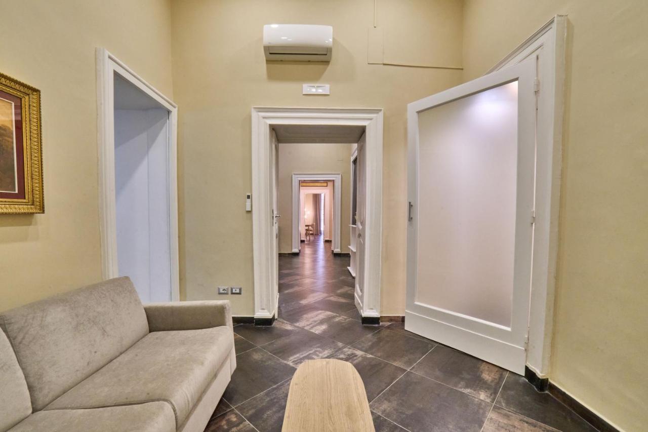 Via Niccolo Tommaseo 14 Apartment Naples