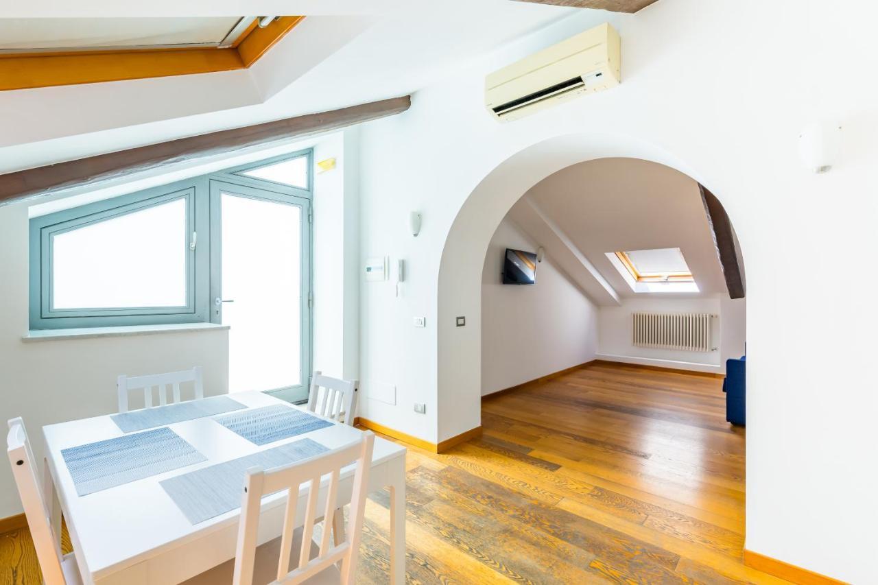 Attico Al Duomo By Napoliapartments Apartment