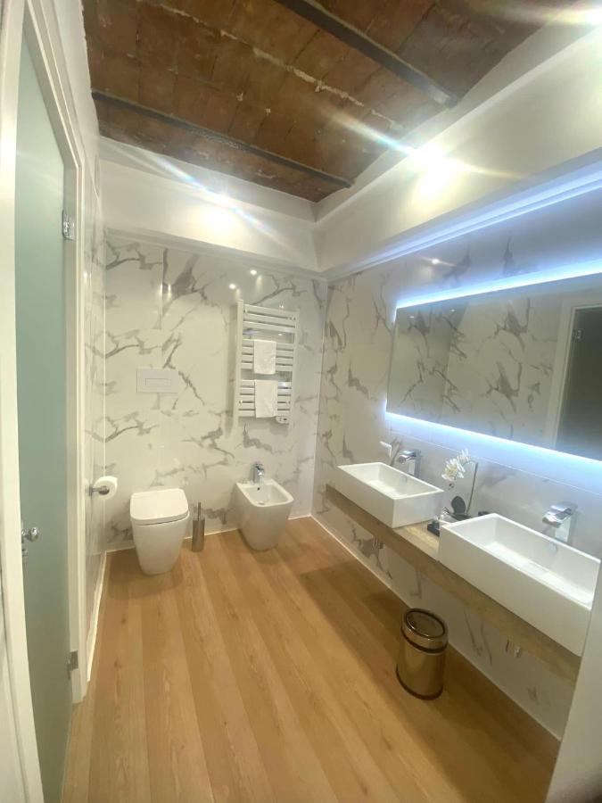 Miluar Luxury - Vanvitelli Bed & Breakfast Naples