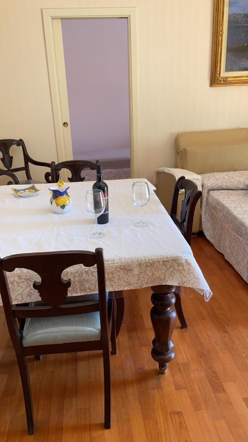 Dana House Guest house