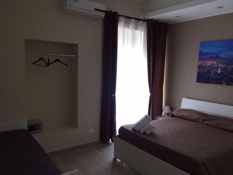Bed & Breakfast Metropolitan Naples