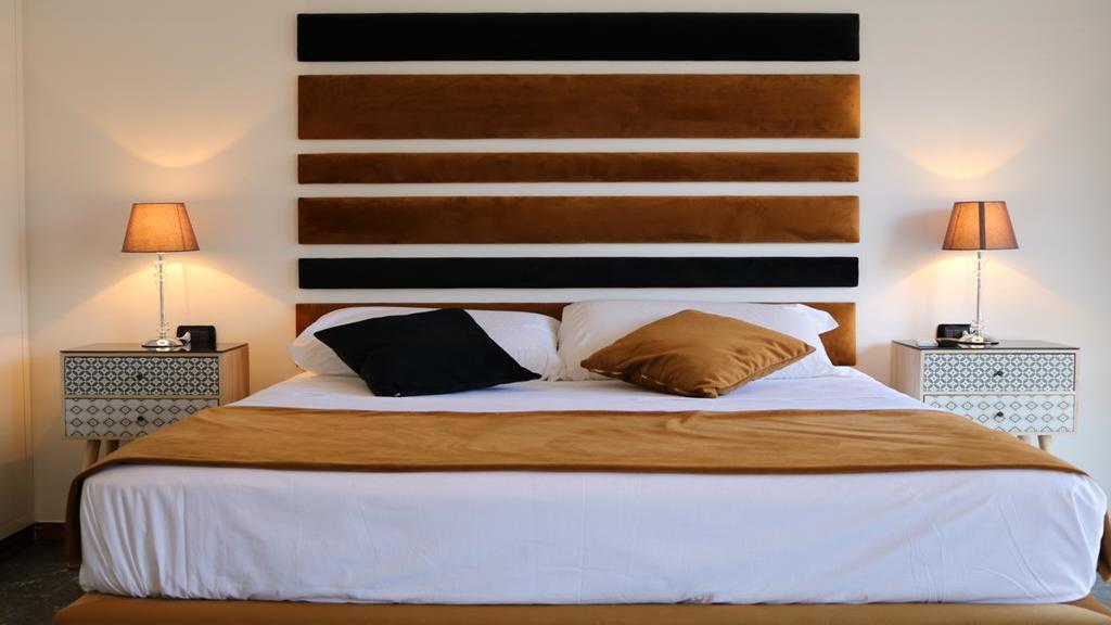Neapolis Life Guest house 3*
