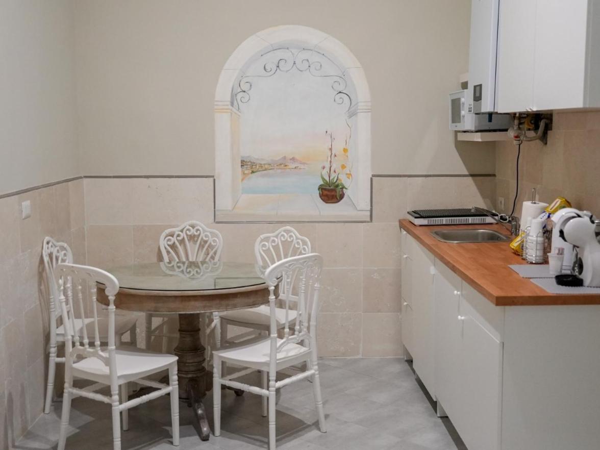 Il Salotto Di Chiaia Naples