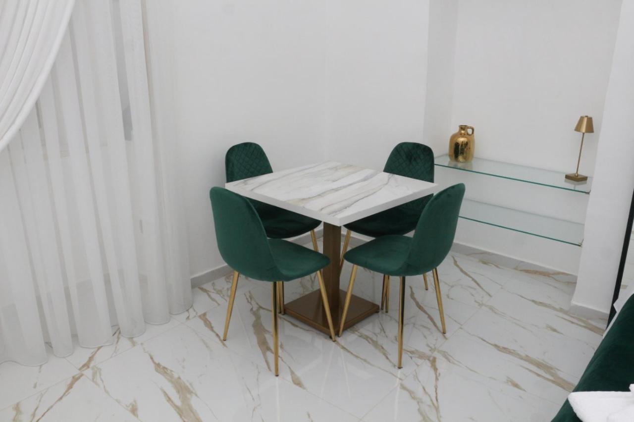 Valeryroom Apartment *