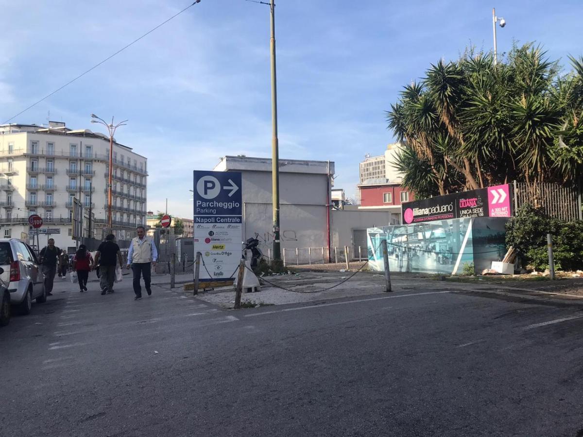 Station * Naples