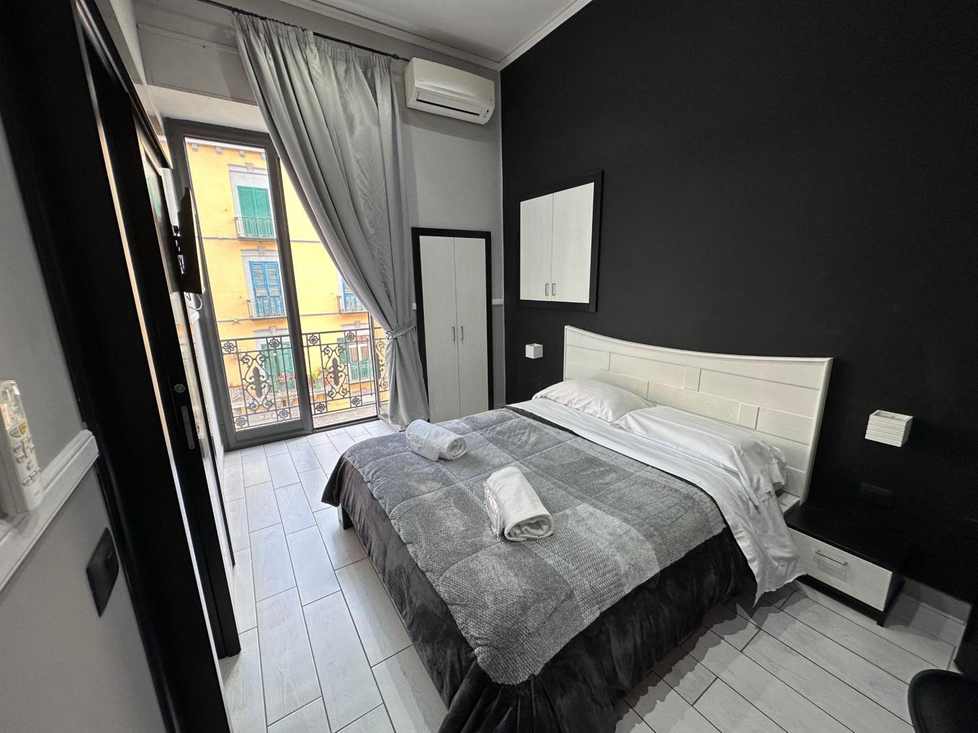 Parthenope Guest house