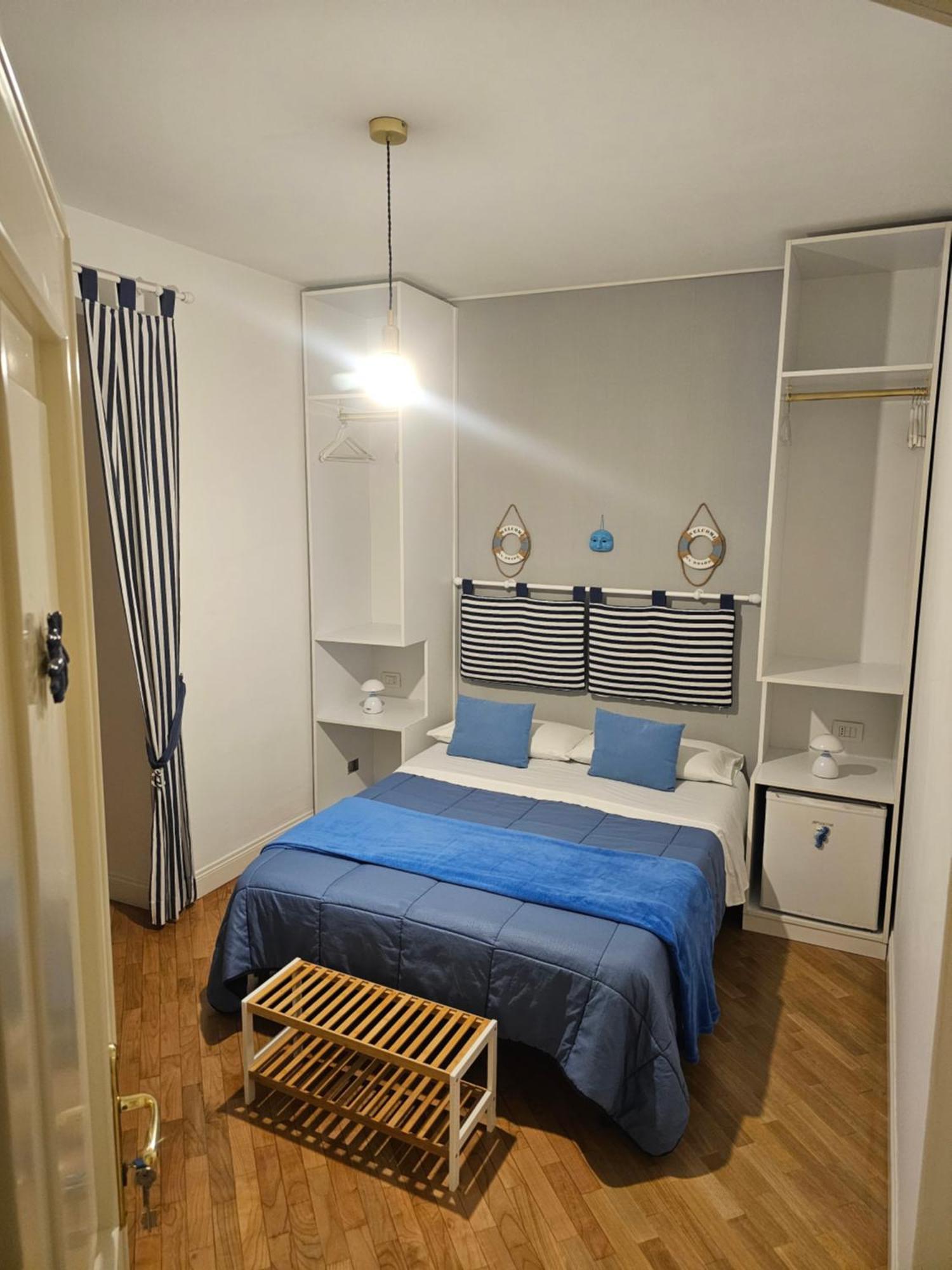 Bed & Breakfast Il Faro Di Serapide Naples