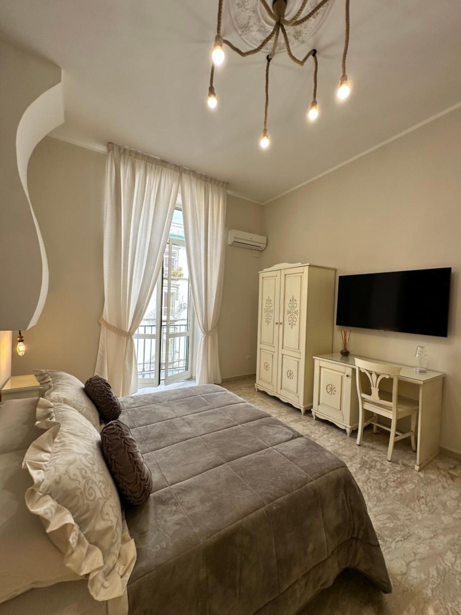 Gold94 Bed & Breakfast Naples