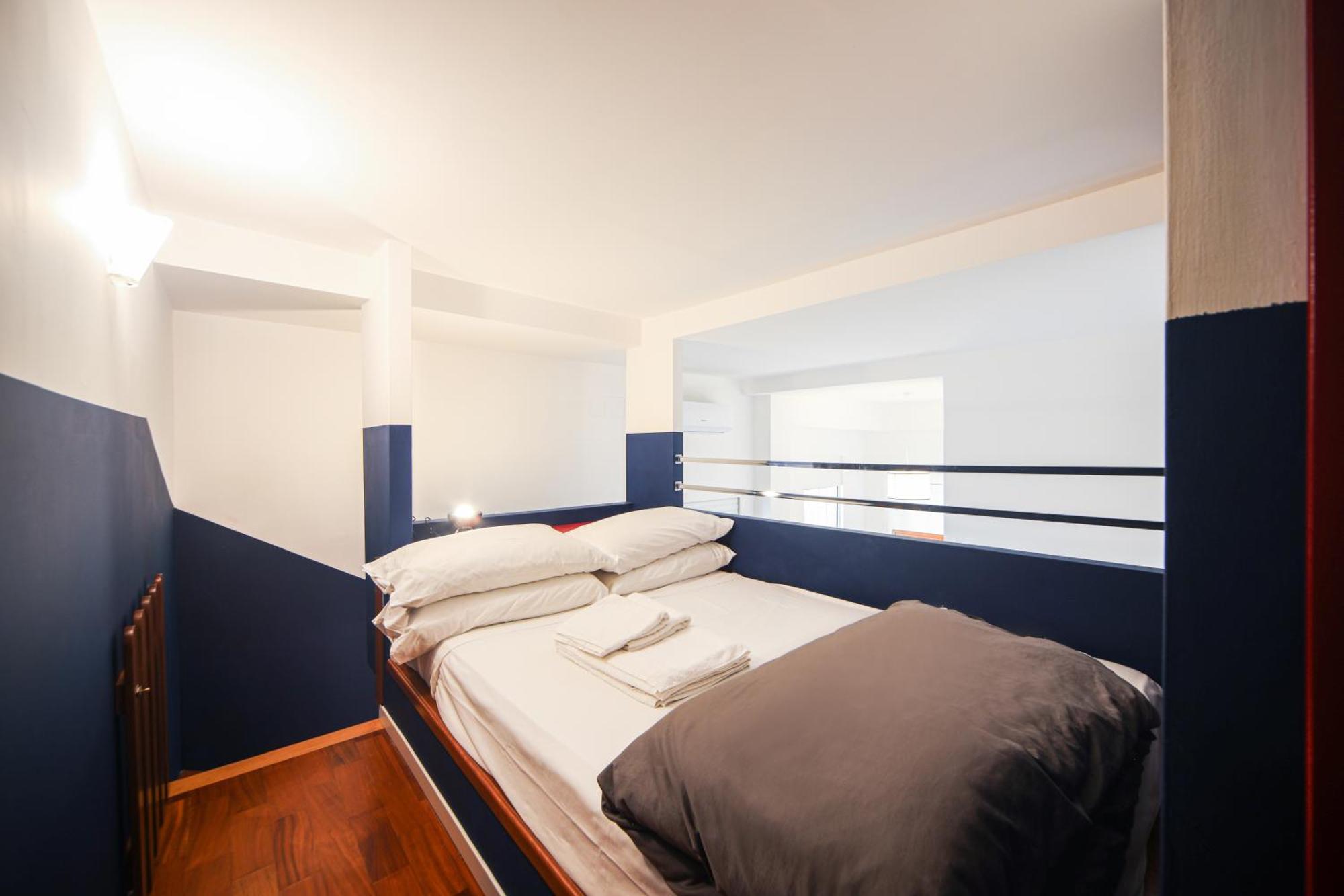 Salotto Borbonico 2* Naples