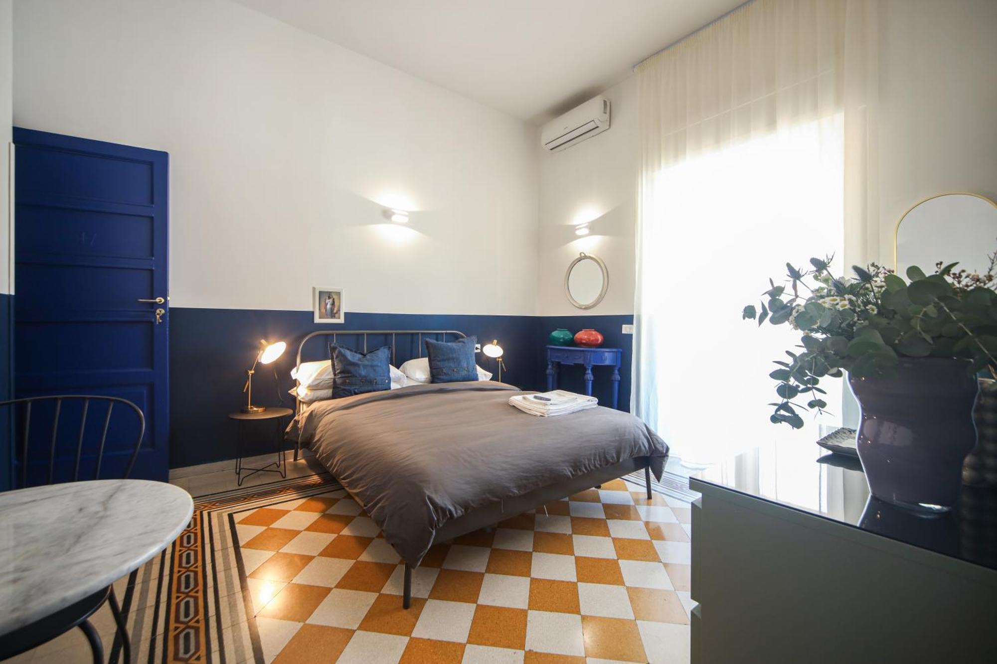 Salotto Borbonico 2* Naples
