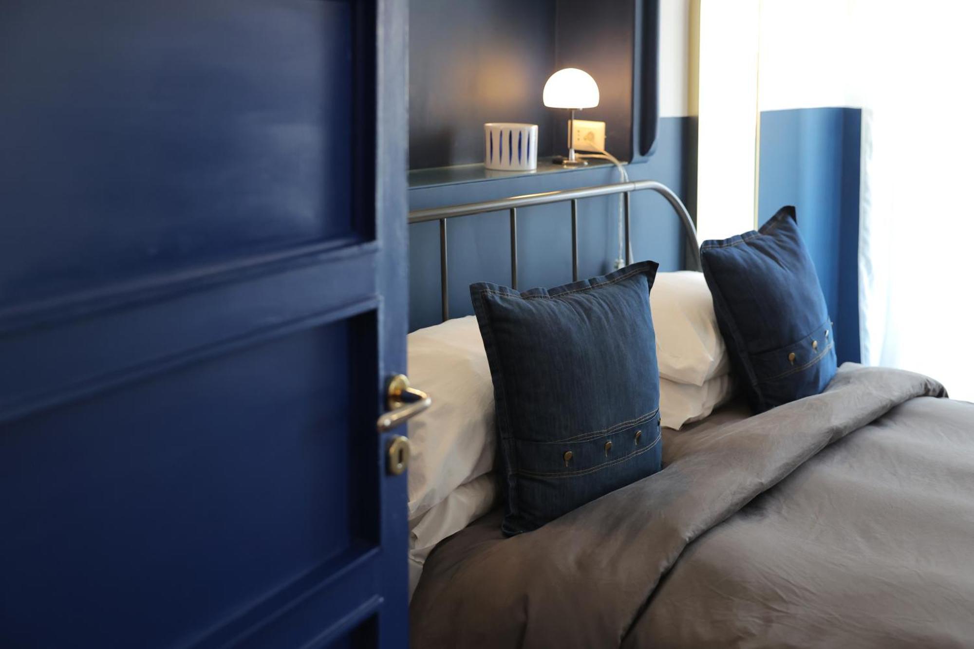 Bed & Breakfast Salotto Borbonico 2*