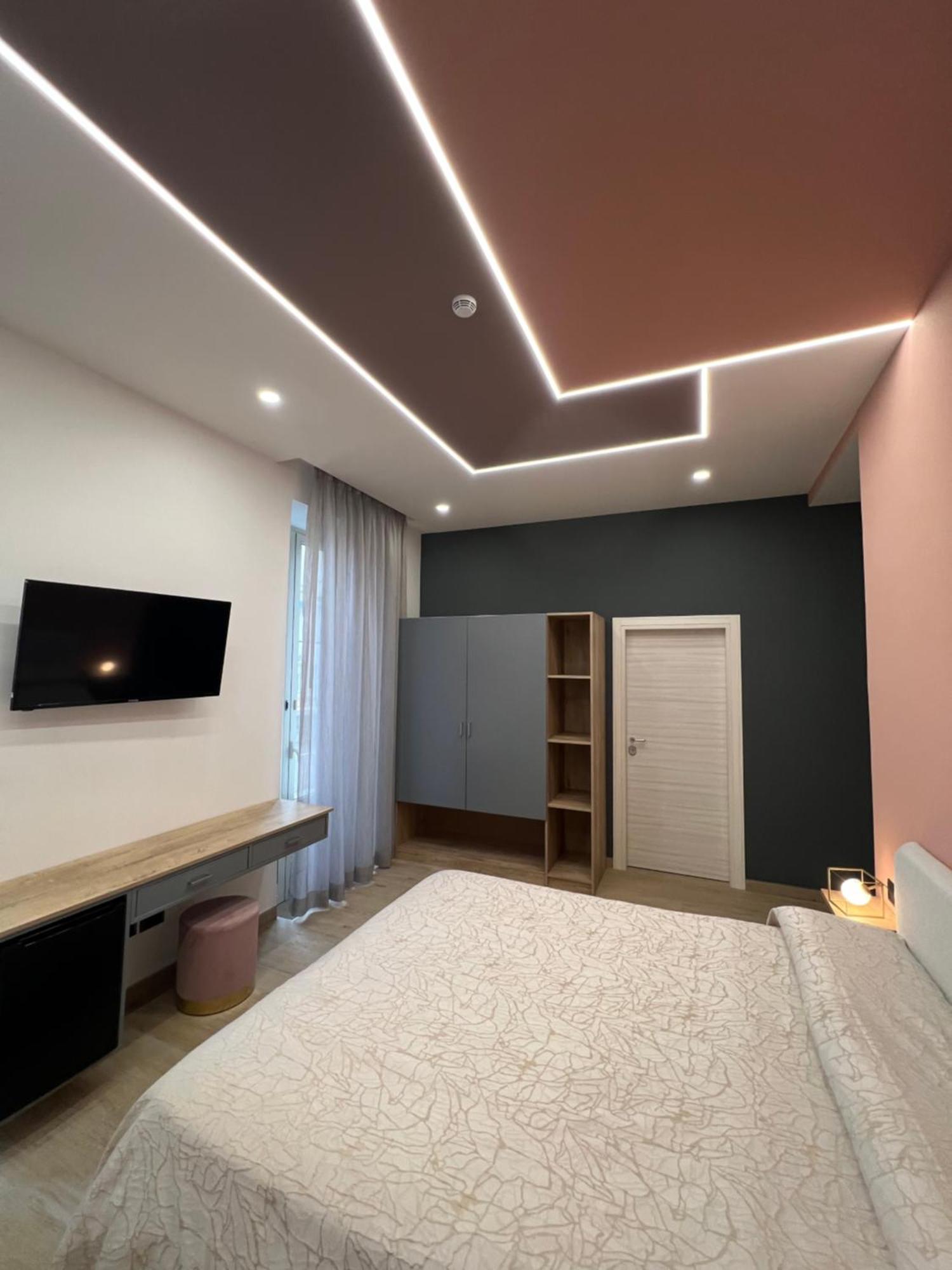 Relais Piazza Del Plebiscito 3* Naples