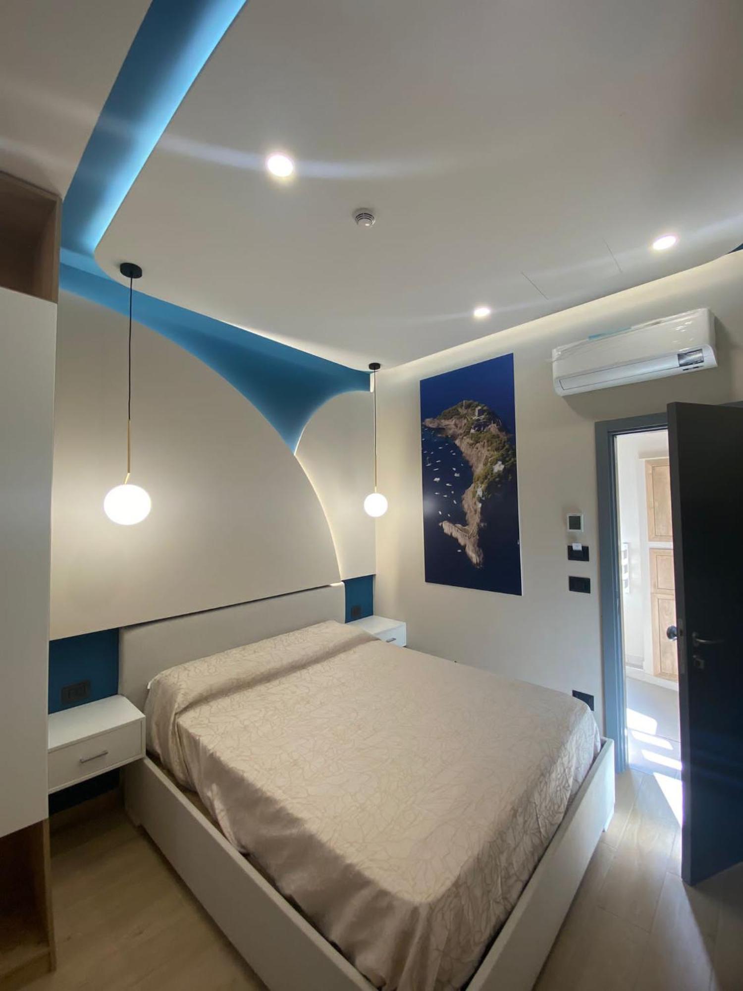 Relais Piazza Del Plebiscito 3* Naples