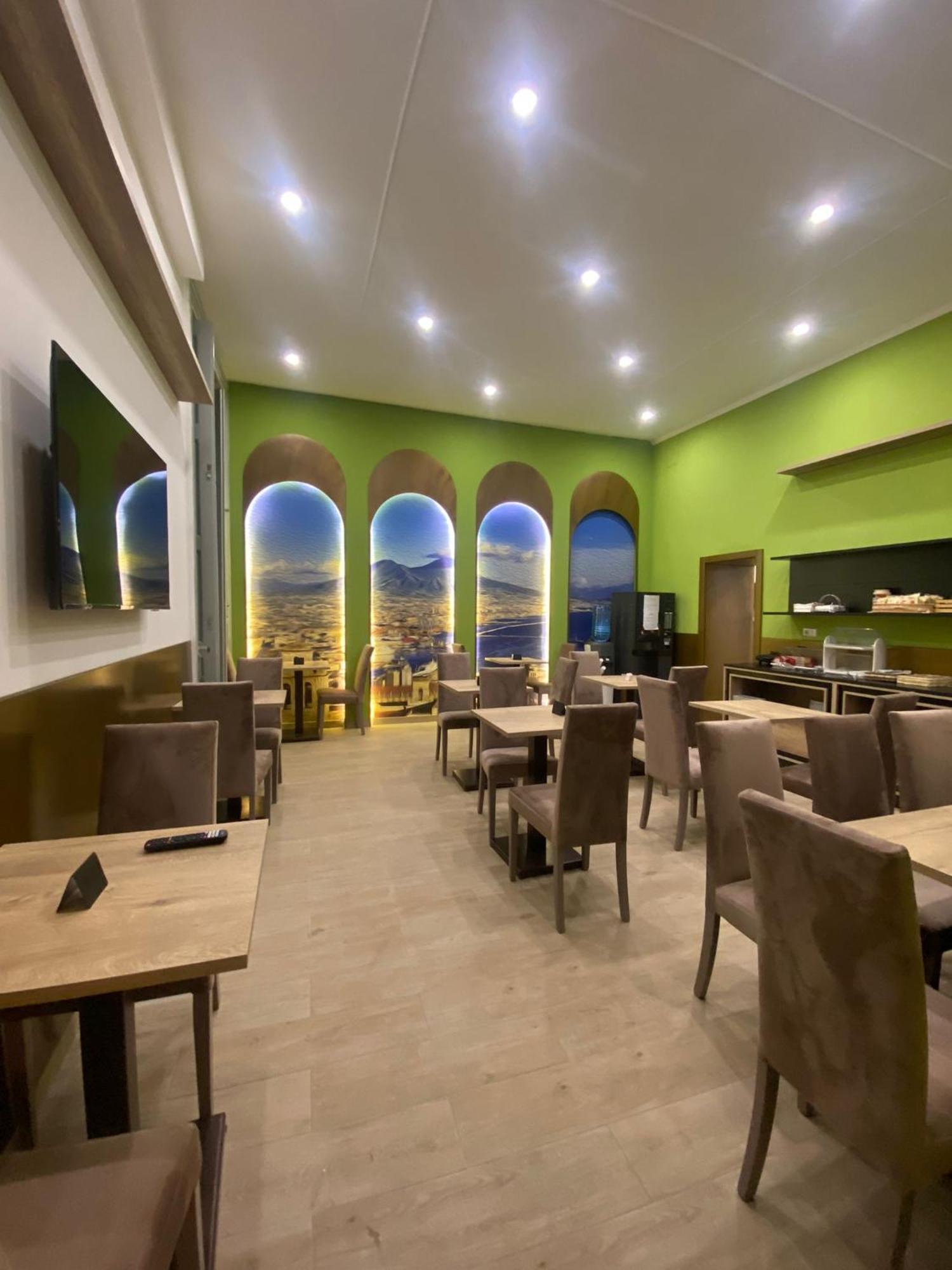 Relais Piazza Del Plebiscito 3*