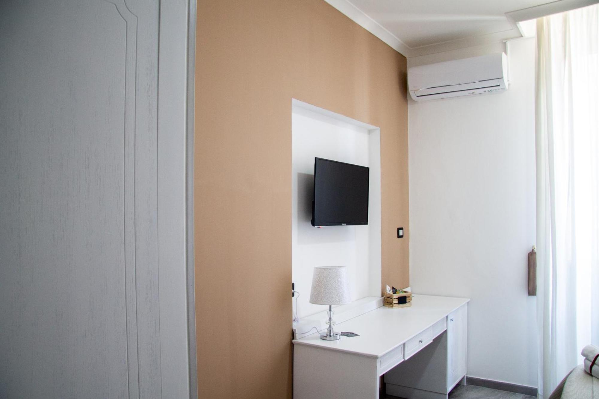Bed & Breakfast Pisacane Family Naples