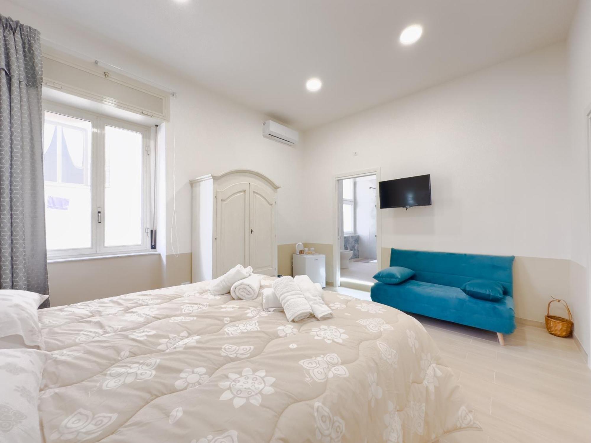 Guest house Real Poggio Naples