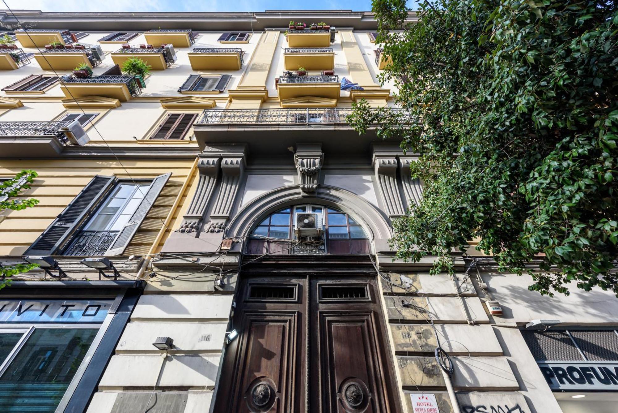 Duomo Luxury In Center Apartment Naples