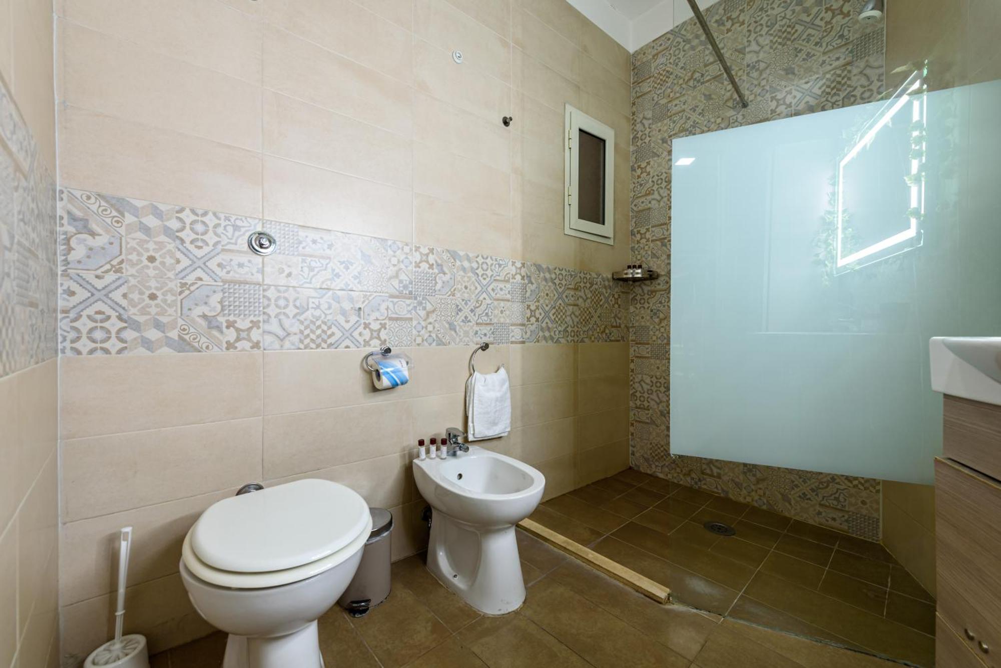 Duomo Luxury In Center Apartment Naples