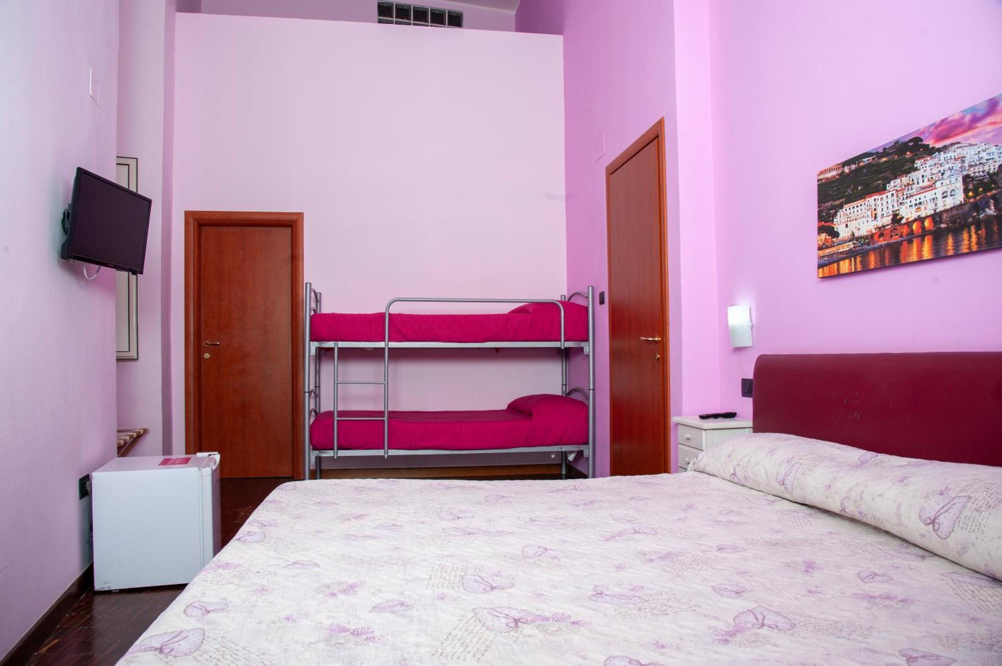 Bed & Breakfast Palazzo Carafa Della Spina And 3*