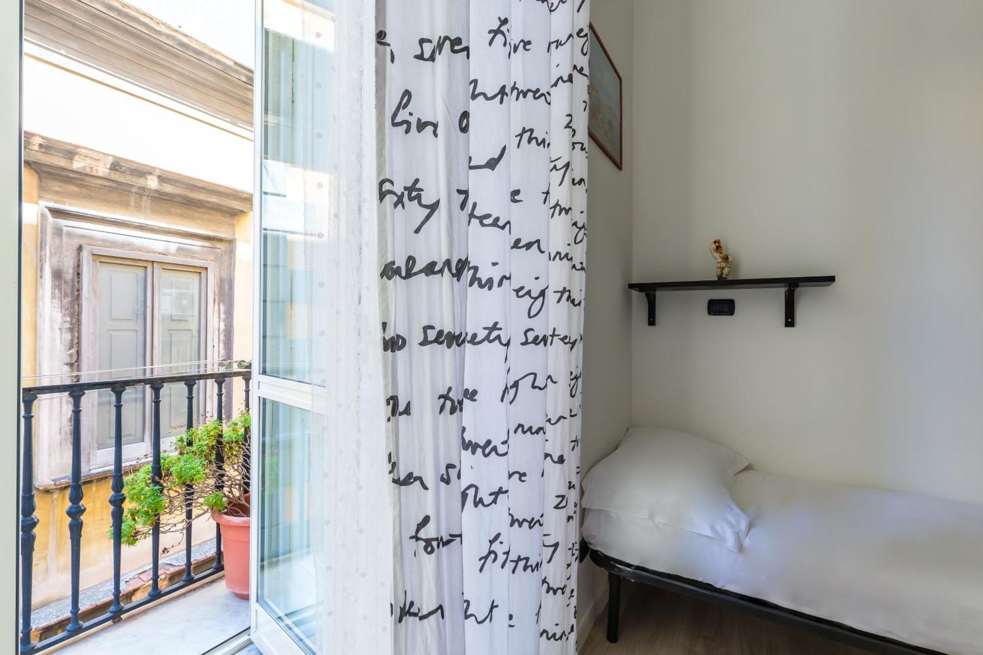 Antica Bed & Breakfast Naples
