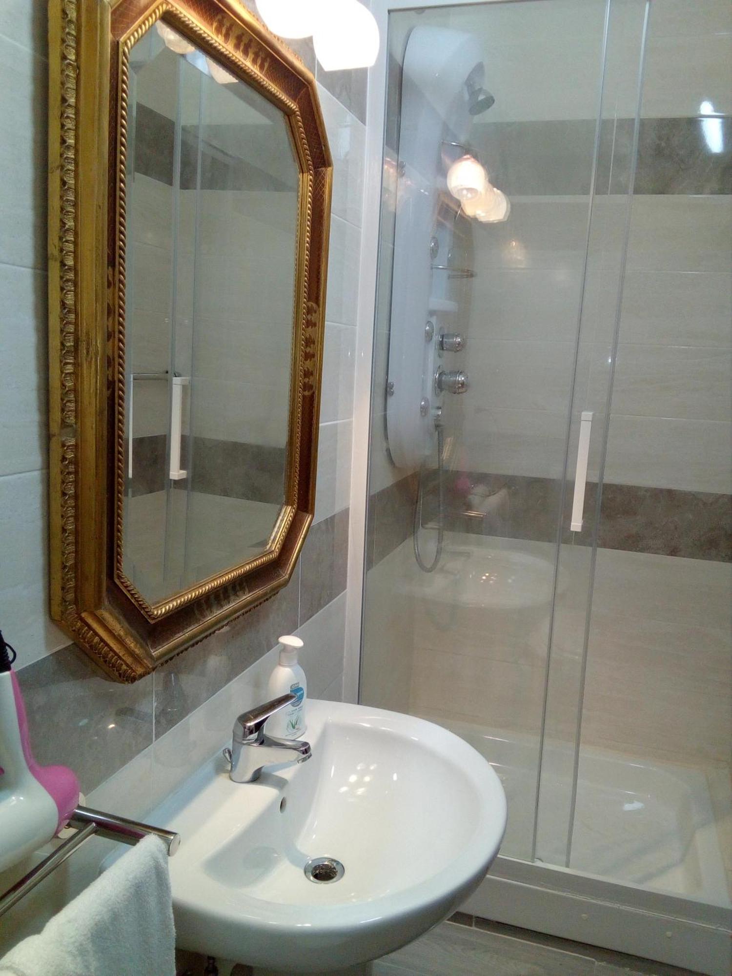 Guest house Well - Piazza Plebiscito