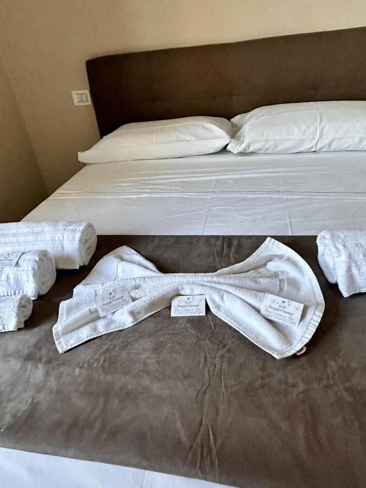 Bed & Breakfast Royal Flower Naples