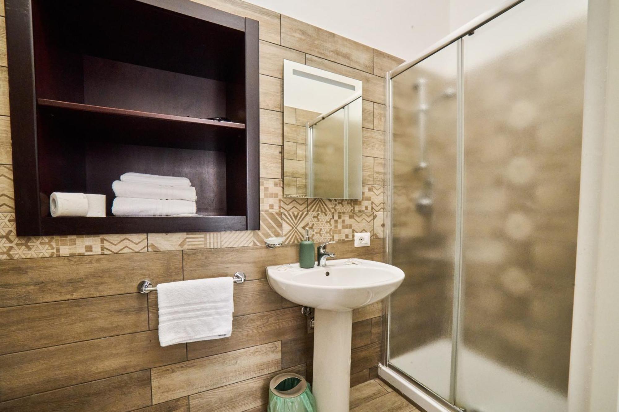 Via Niccolo Tommaseo 14 Apartment *