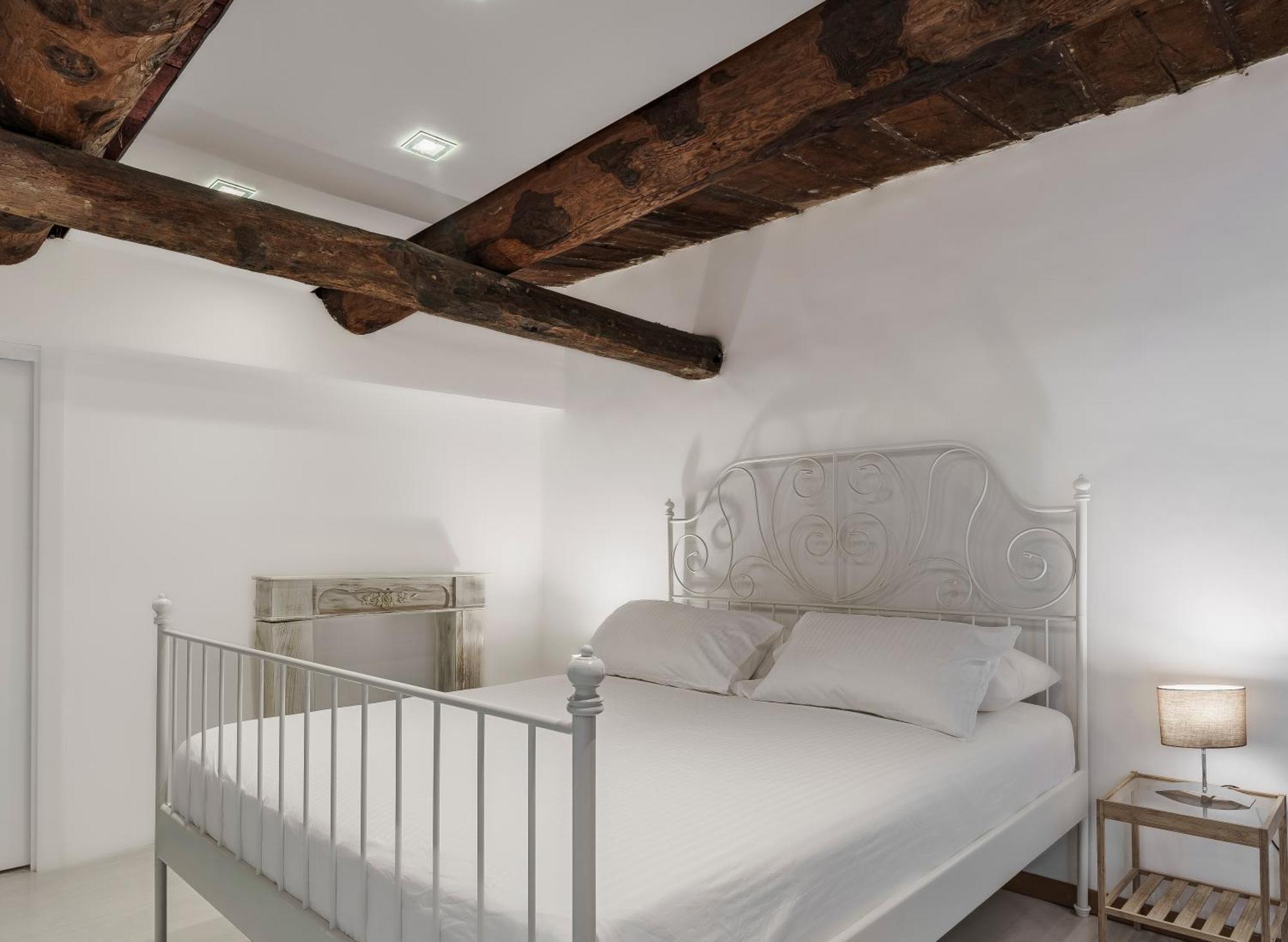 La Bella Luxury And Travel Solution