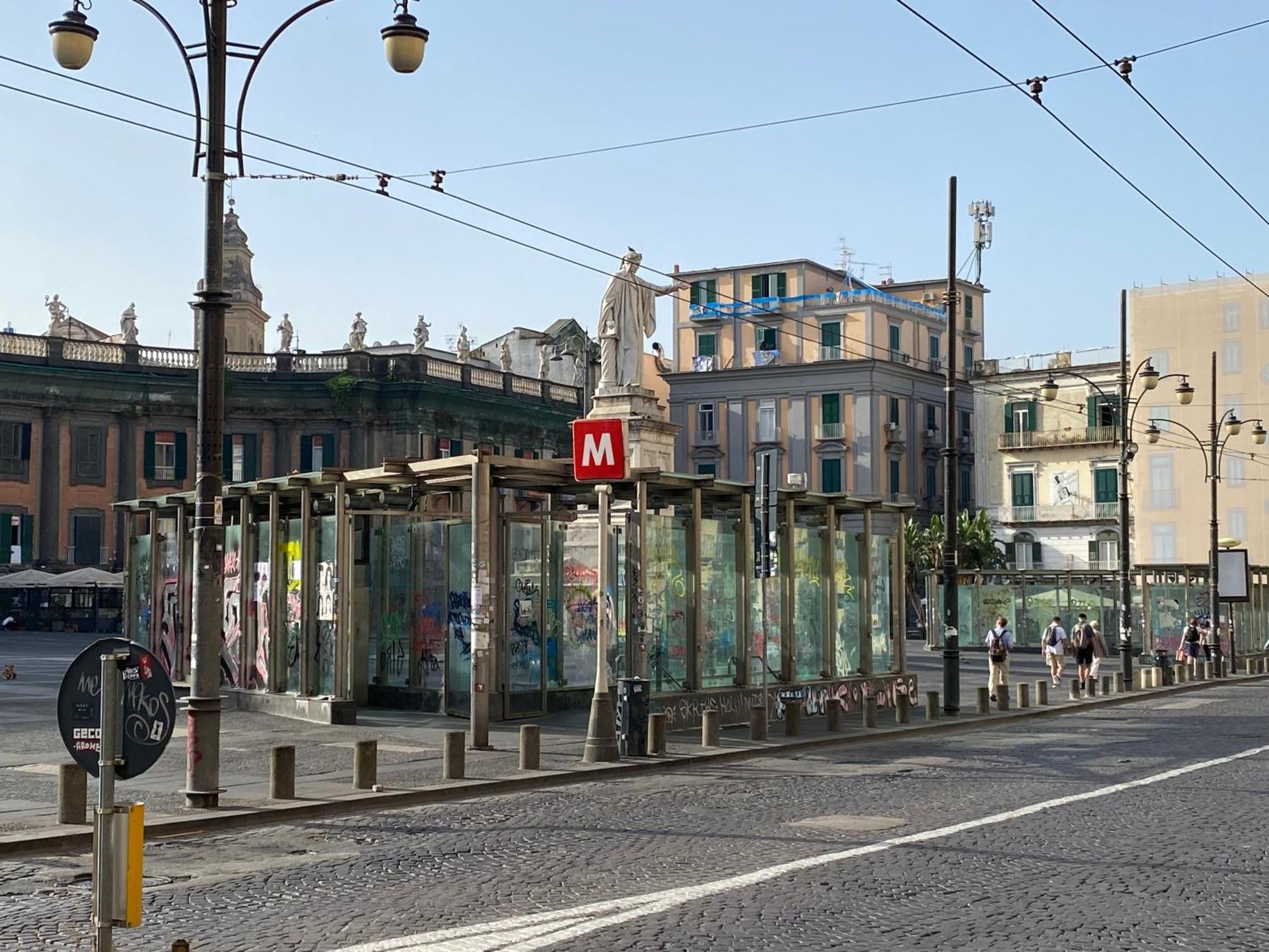 Dante Dream Centro Storico Naples