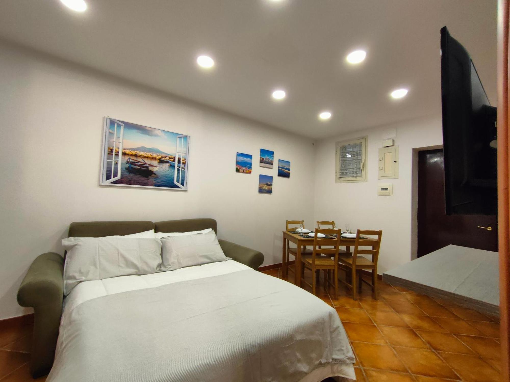 Chiaia House Vetriera Apartment Naples