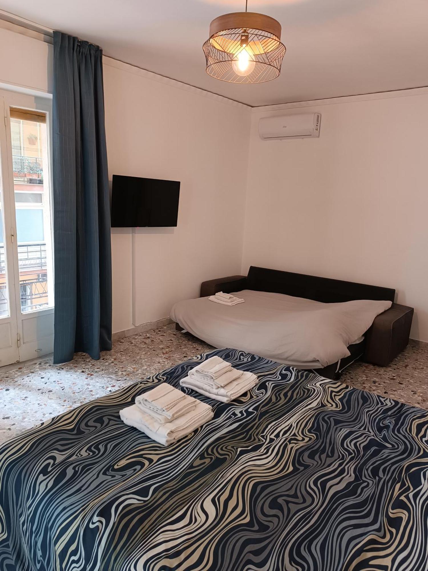 Fuorigrotta Bed & Breakfast *