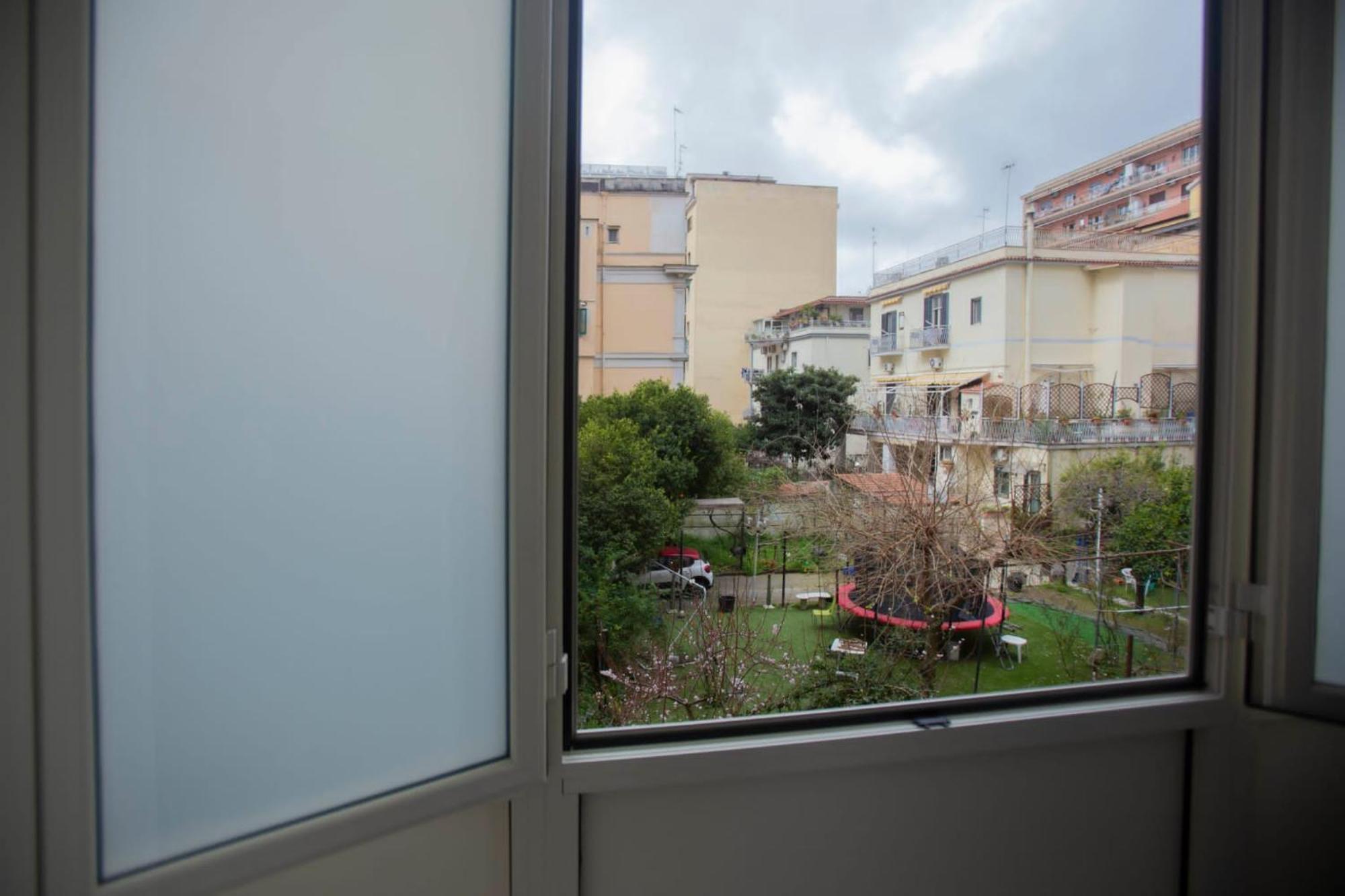 Vomero House 2*