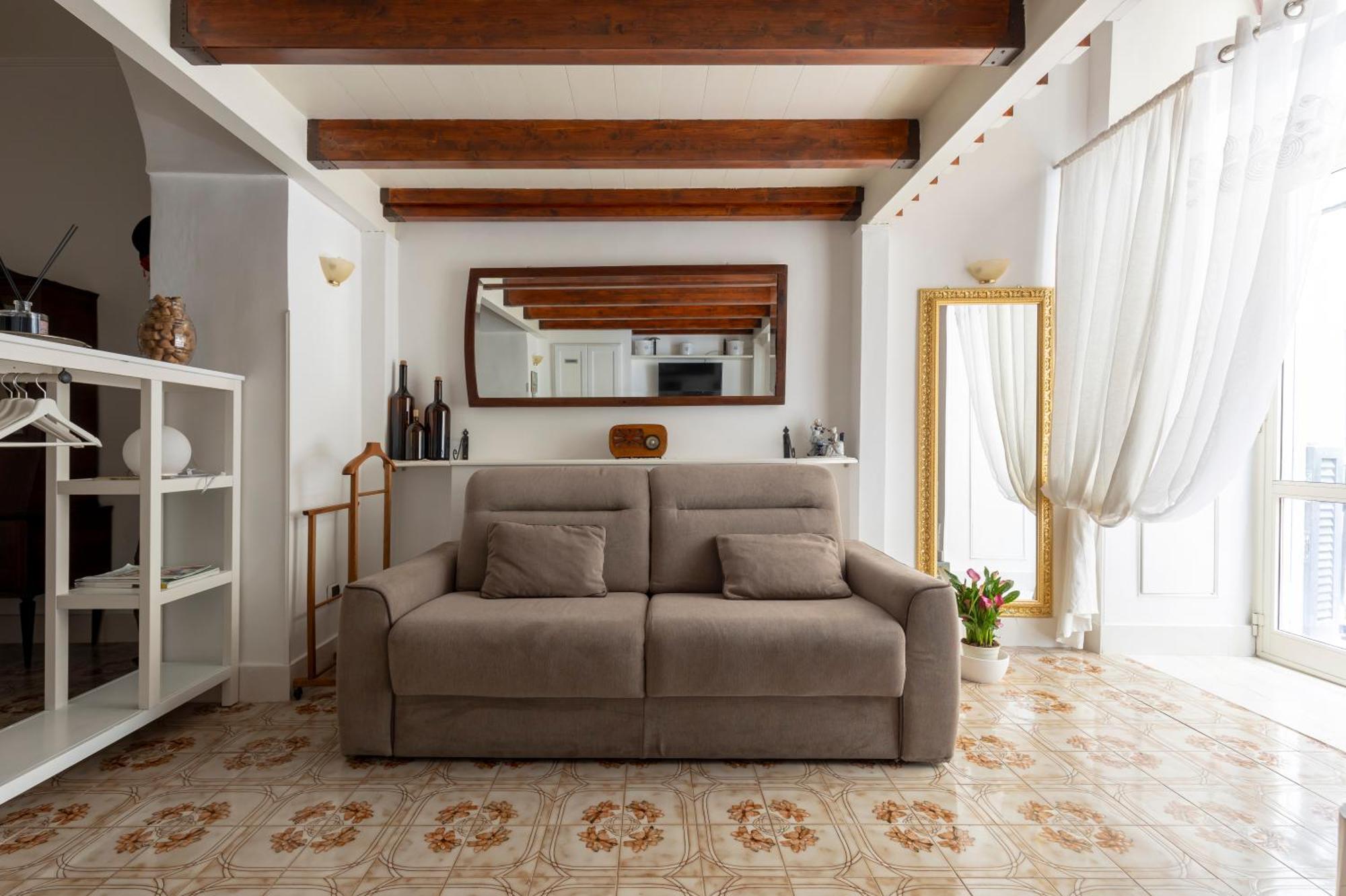 Niloufar Holiday home *