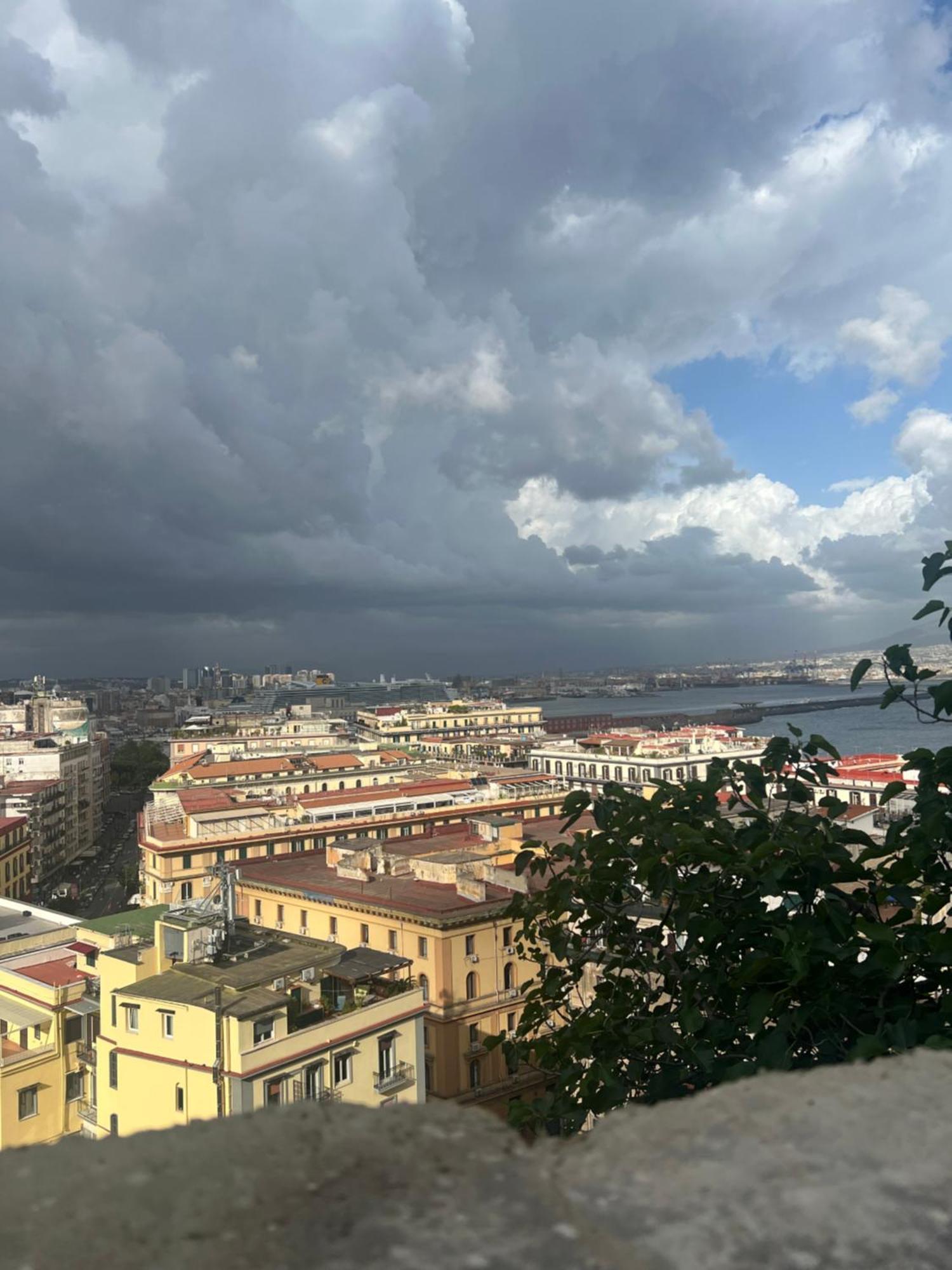 Plebiscito Charme Guest house Naples