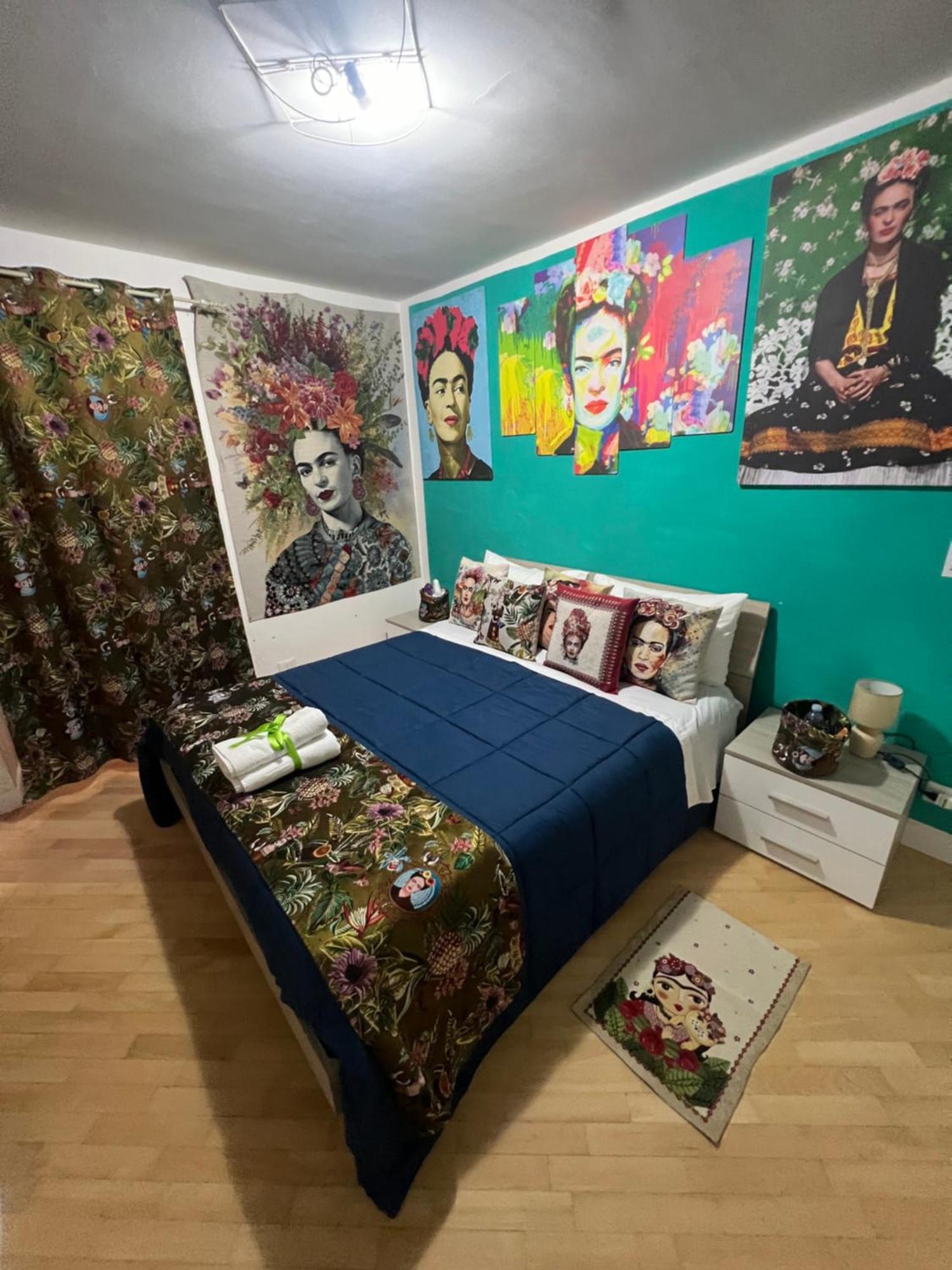 Plebiscito Charme Guest house Naples