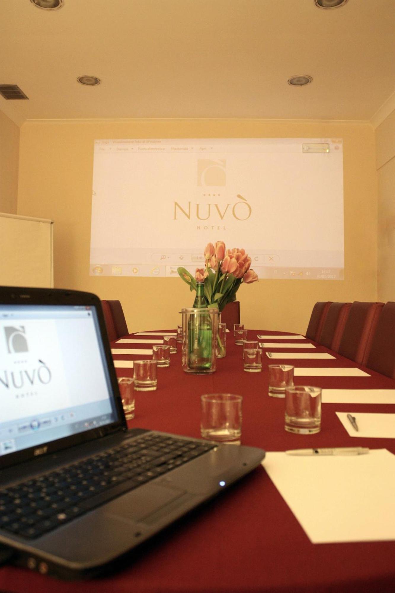 Hotel Nuvo